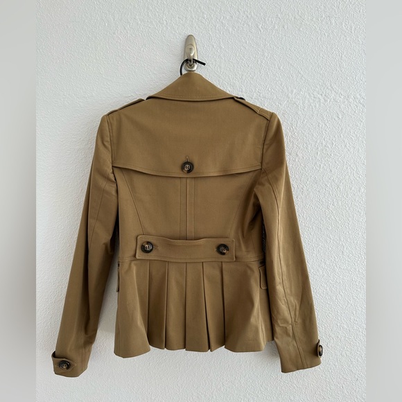 Burberry Brit Tiberton Double-Breasted Pleated-Back Short Jacket size 4 - Picture 4 of 7